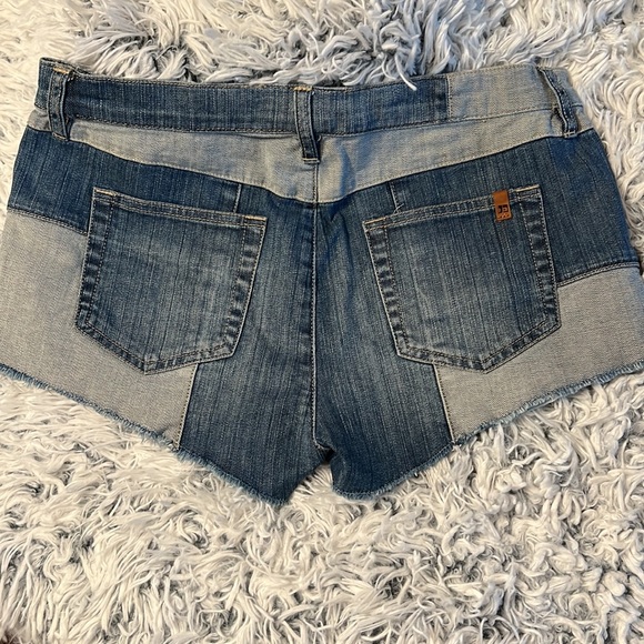 Joe’s Jeans Patchwork Denim Shorts - 30 - Picture 3 of 3
